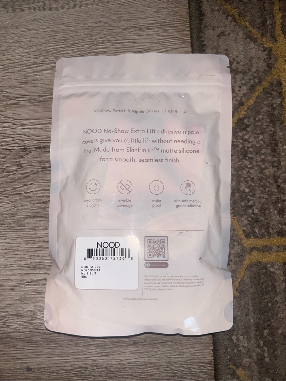 NOOD No-Show Extra Lift adhesive bra NWT - Picture 5 of 5